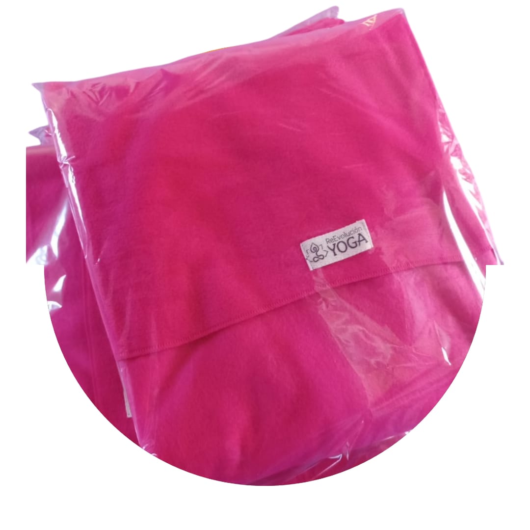 Mantas de Polar Soft: Calidez y Confort Personalizado Con Dobladillo - Imagen 4
