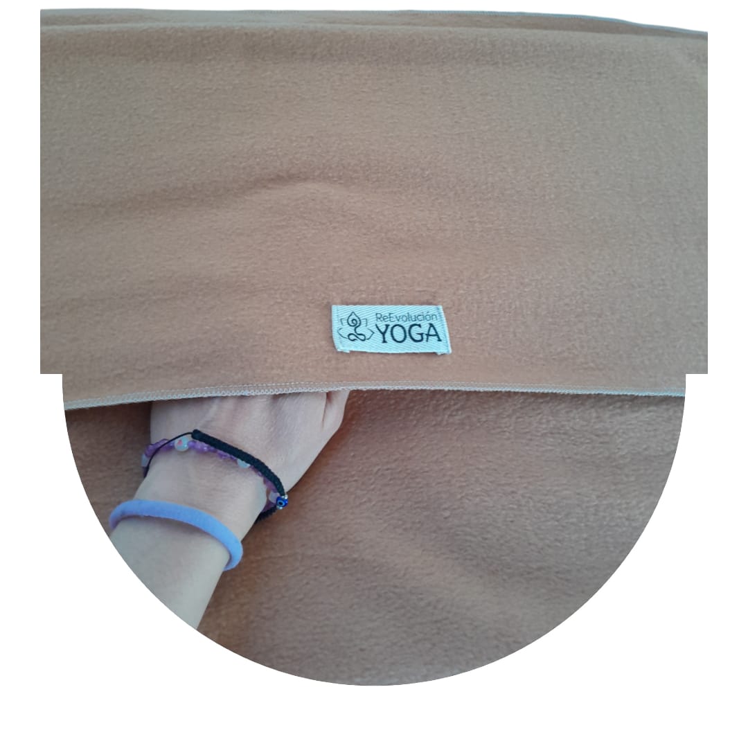 Mantas de Polar Soft: Calidez y Confort Personalizado Con Dobladillo - Imagen 7